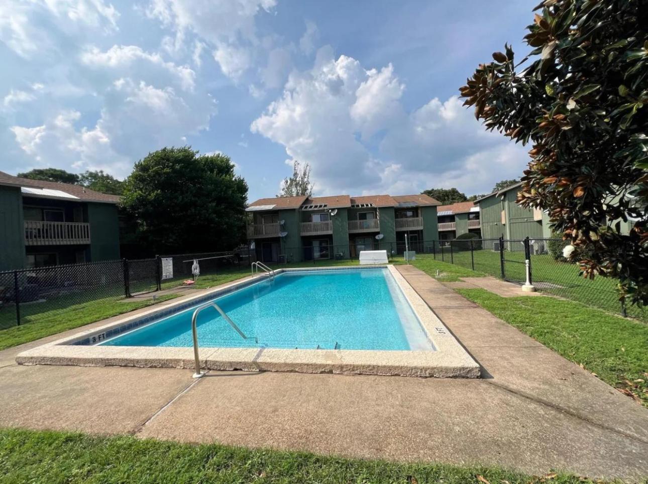 Modern 2 Bedroom Townhome Minutes From The Beach!! Fort Walton Beach Exteriör bild